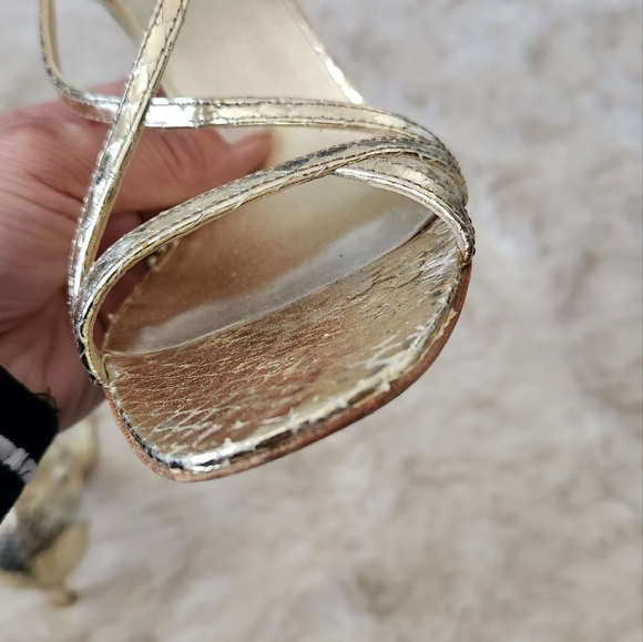 Prada Heels - Picture 6 of 11